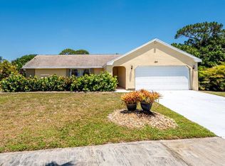 1821 SE Hanby Ave, Port Saint Lucie, FL 34952
