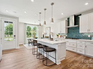 83 Seven Oaks Lndg, Belmont, NC 28012