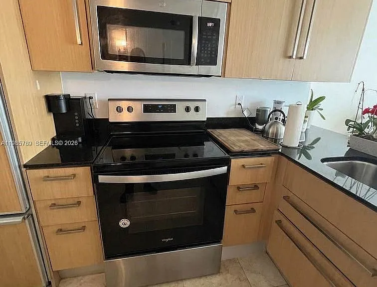 10275 Collins Ave #1104 — Photo 4