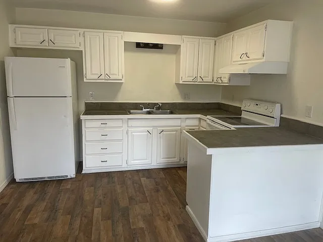 501 E Allen Rd — Photo 8