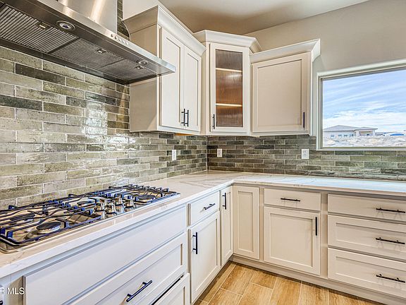 5th image of 6040 Zinc Hill St
