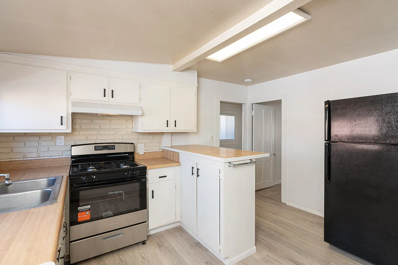 223 Madrona St — Photo 4