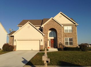 12753 Broncos Dr, Fishers, IN 46037