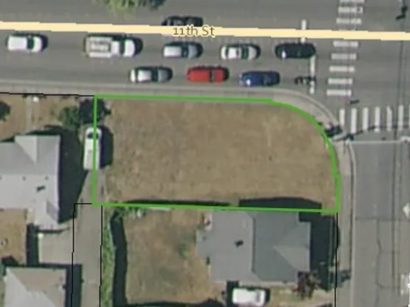 10XX Naval Ave, Bremerton, WA 98312