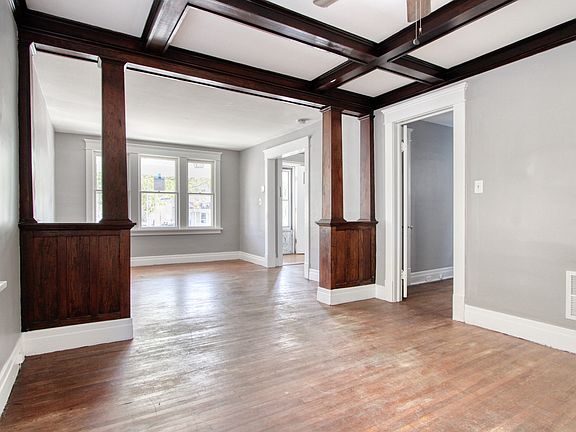 4th image of 170 Esser Ave APT 1