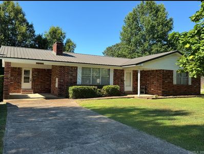 521 W 10th St, Newark, AR, 72562