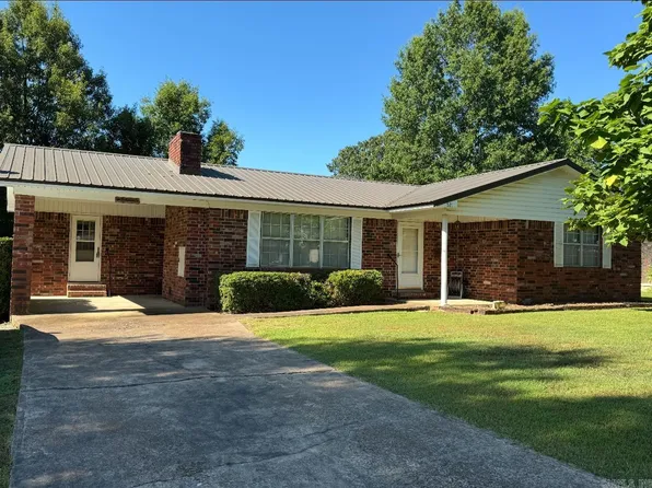 521 W 10th St, Newark, AR 72562
