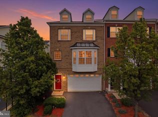 20925 Houseman Ter, Ashburn, VA 20148