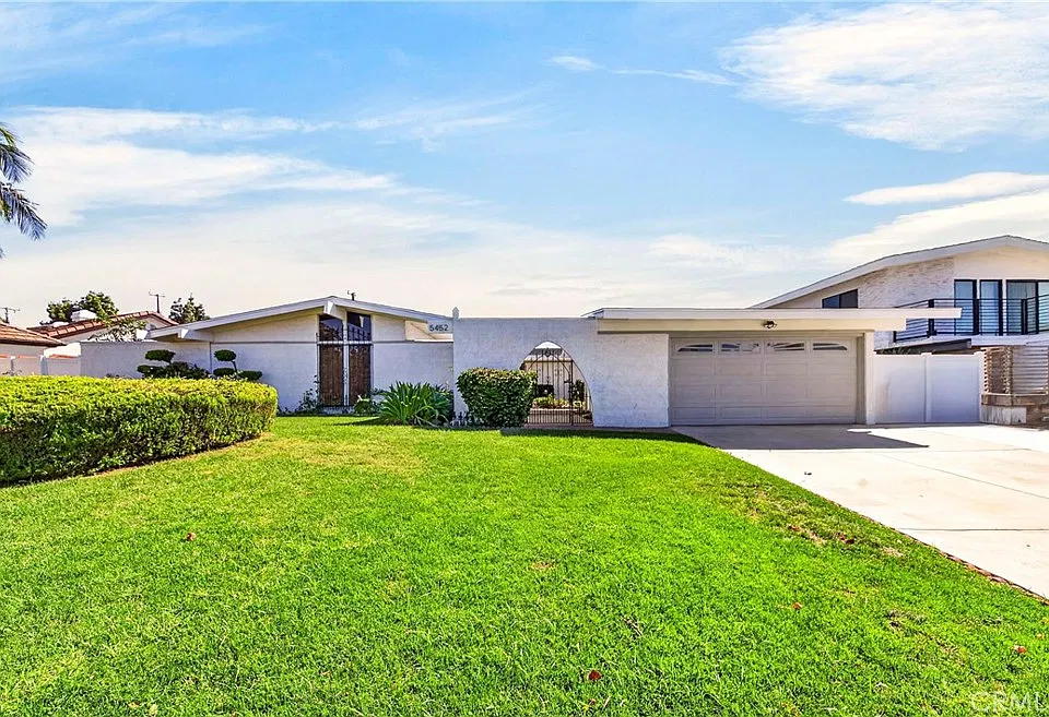 5452 Rockledge Dr