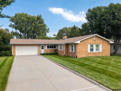 10404 Hilltop Rd, Omaha, NE, 68134