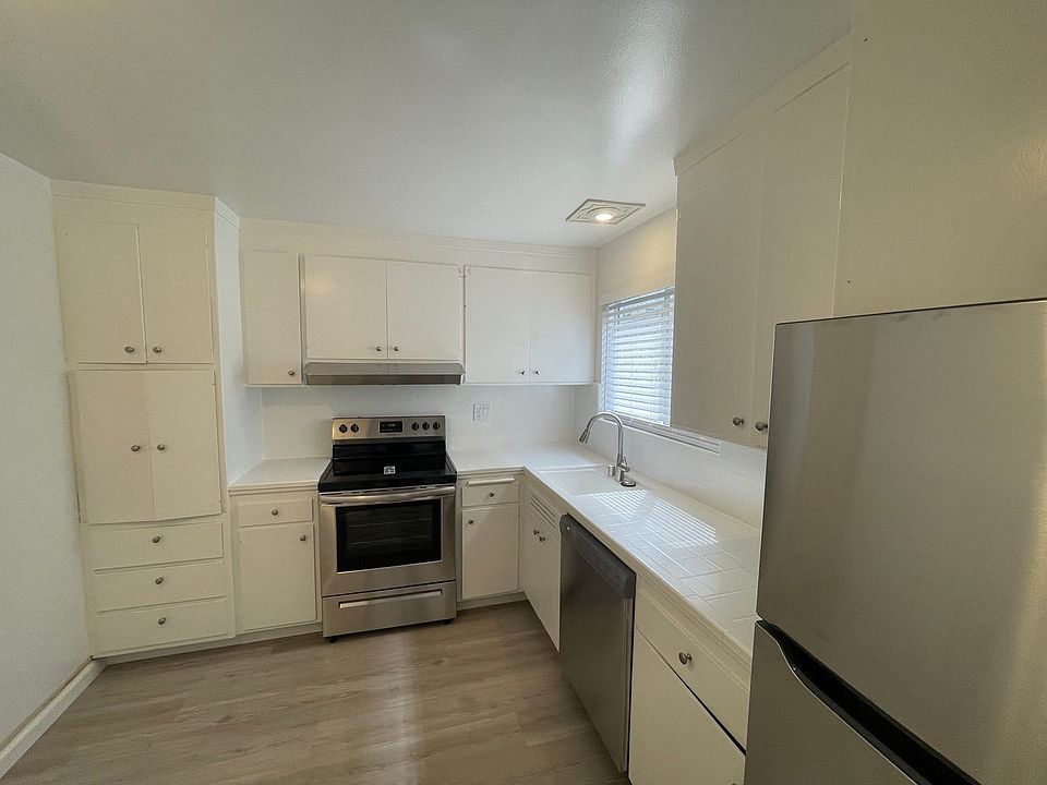 1st image of 2018 Trousdale Dr #3