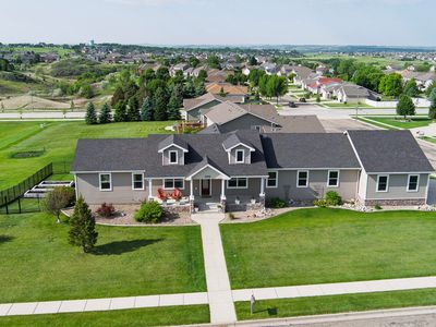 1105 Parkerplum Dr, Bismarck, ND, 58503