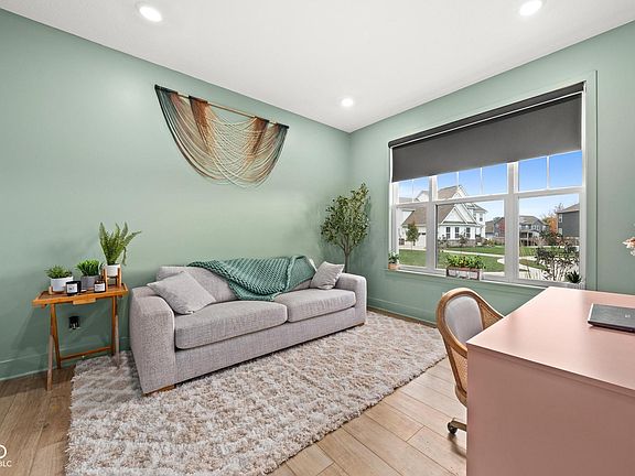 5th image of 16239 Arndale Ct