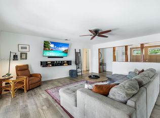 79 Constitution Dr, Naples, FL 34112