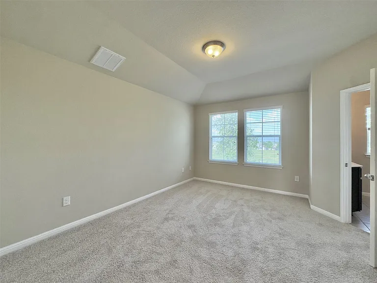 713 Katmai Cir — Photo 21