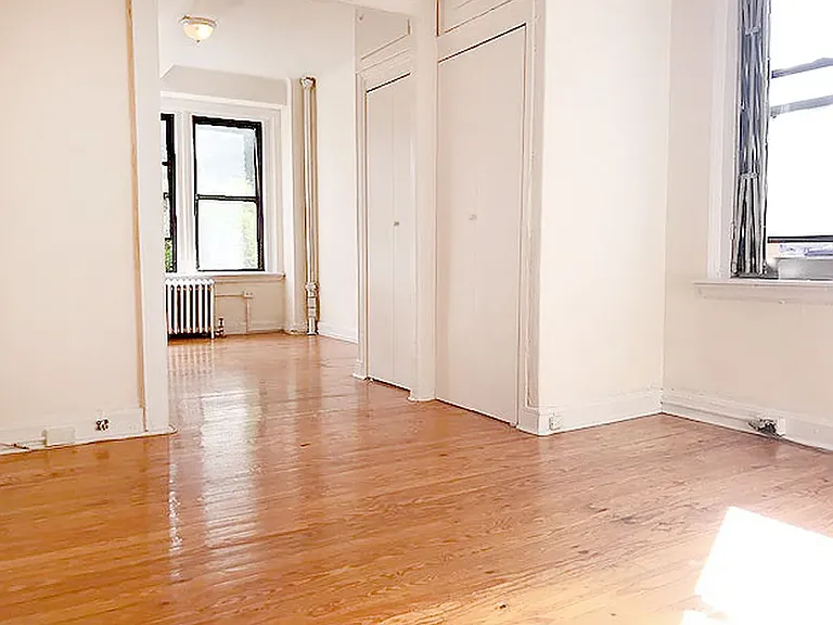 42 W 72nd St #6-C — Photo 4