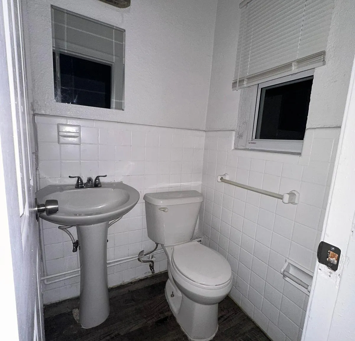 Studio, 500 sqft, $1,300 — Photo 3