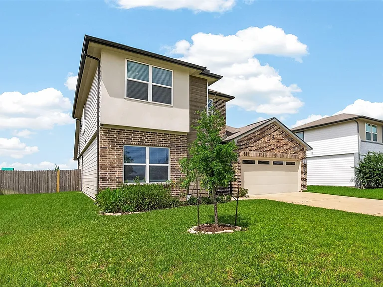 6903 Green Embers Ln — Photo 2