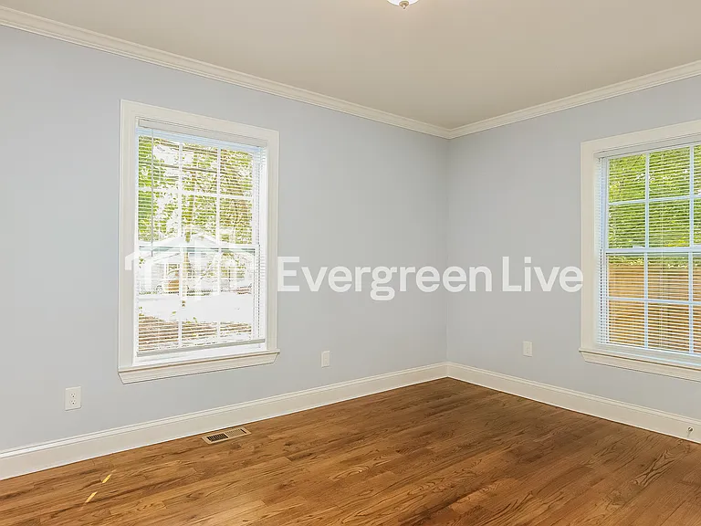 421 N Allen Rd — Photo 10