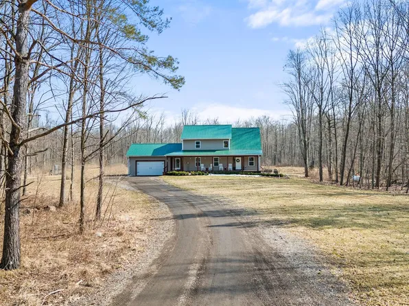 692 N Sashabaw Rd, Ortonville, MI 48462