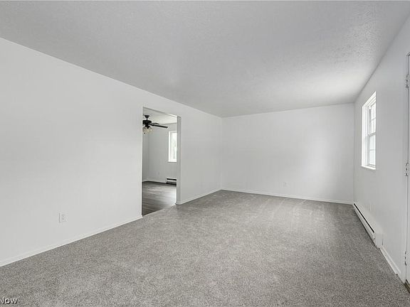 3rd image of 785 Sunset Ave