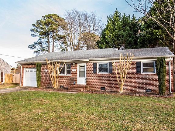 3rd image of 17 Evelyn Dr