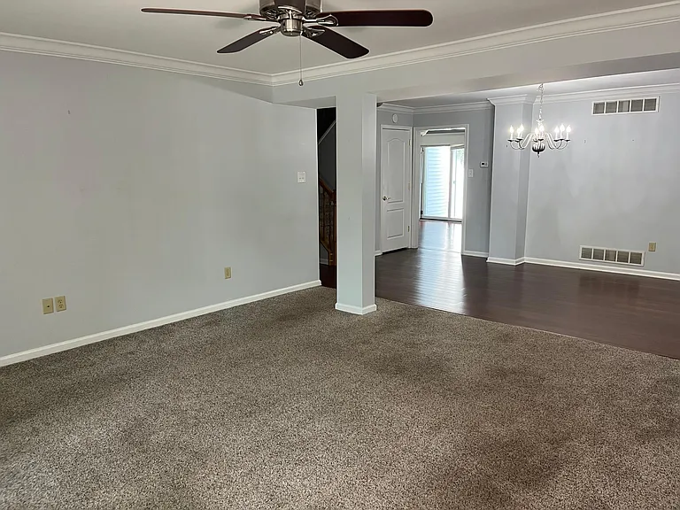 346 Carmen Dr — Photo 9