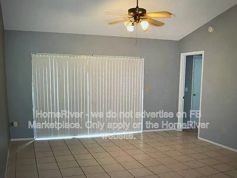 309 Alba Ln — Photo 3