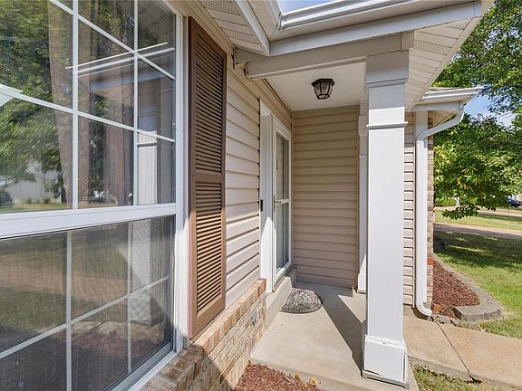 4th image of 2927 Willow Creek Estates Dr