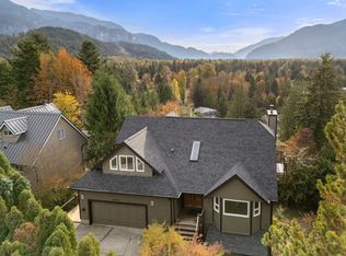 40222 Skyline Dr, Squamish, BC V8B0S6