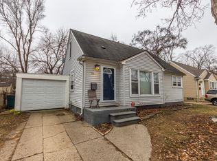 341 Adams Ct, Ferndale, MI 48220