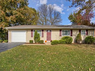 1049 California Ave, Collinsville, IL