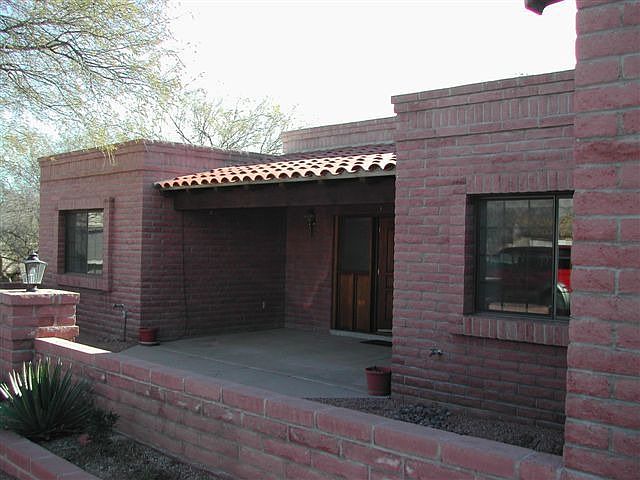10122 E Prairie Dog Ln