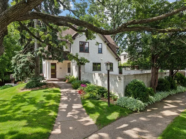 27 Highview Pl, Minneapolis, MN 55419