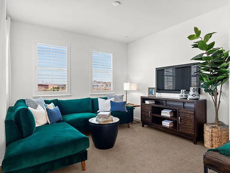Spacious Townhomes in Provence at Natomas — Photo 99