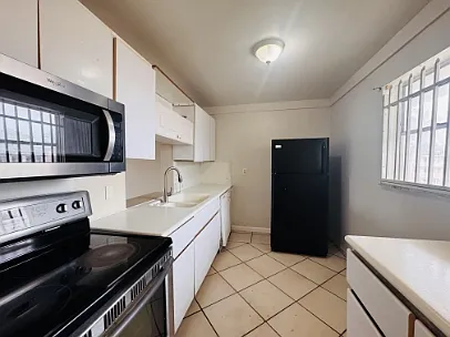 2 bed, 959 sqft, $1,450 — Photo 1