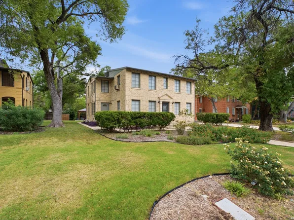 321 E MELROSE DR, Olmos Park, TX 78212