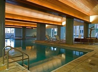 18 Via Deluna Dr #PENTHOUSE 4, Gulf Breeze, FL 32561