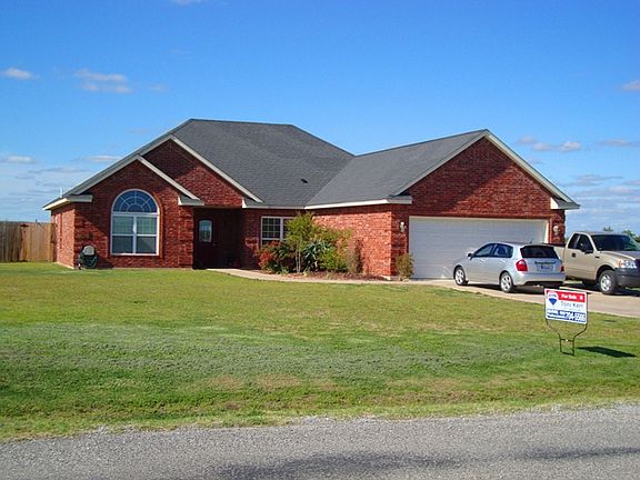 2nd image of 296 Lake Crest Dr