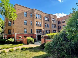 803 S Euclid Ave, Oak Park, IL 60304