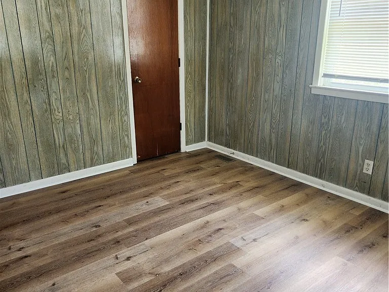 118 Lockwood Dr — Photo 23