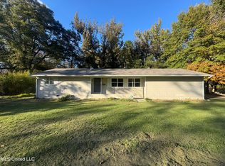 702 Cooper Rd, Jackson, MS 39212