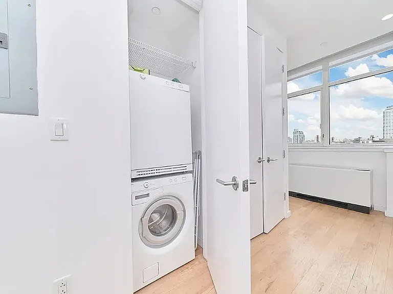 53 Hope St #214 — Photo 5