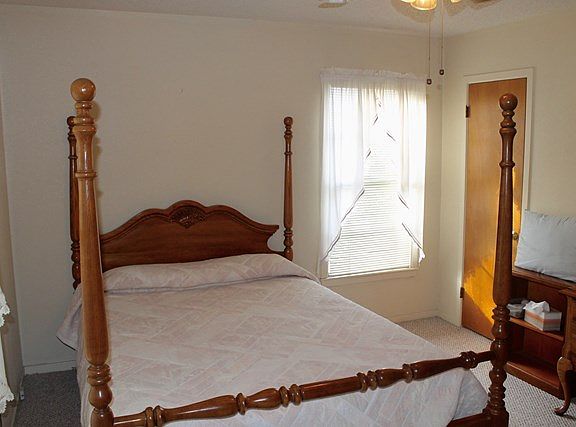 4th image of 313 Conet Dr