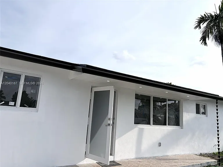 14974 SW 298th Ter — Photo 1