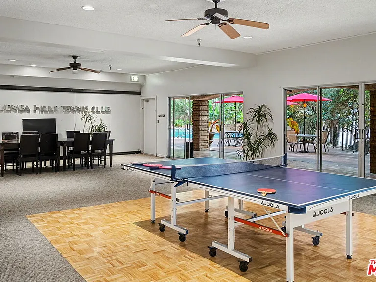 2700 Cahuenga Blvd #1203 — Photo 31