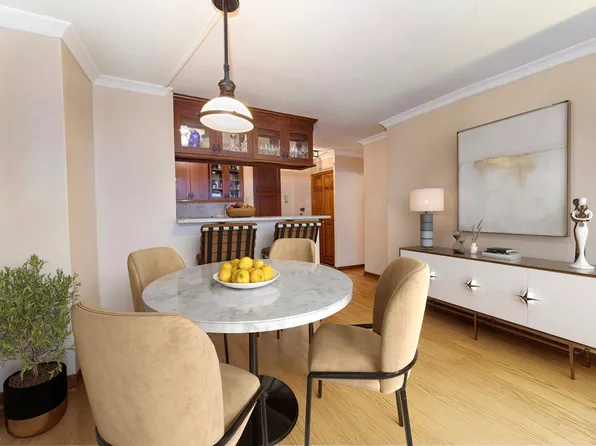 330 Third Avenue image 2 of 9