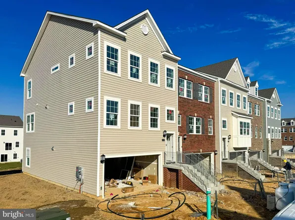 23629 Highliner Way, California, MD 20619