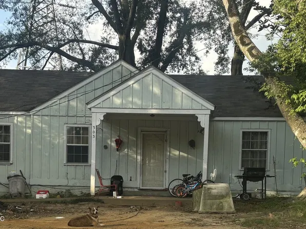 303 Sunny Lane Dr, Jackson, MS 39204