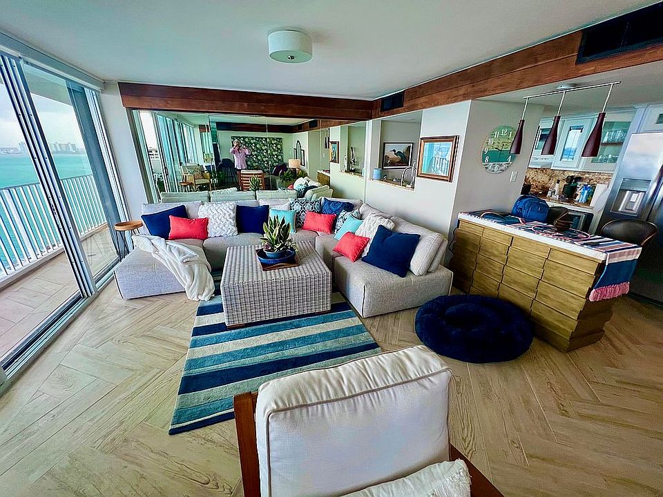 Floors flow... even outside!